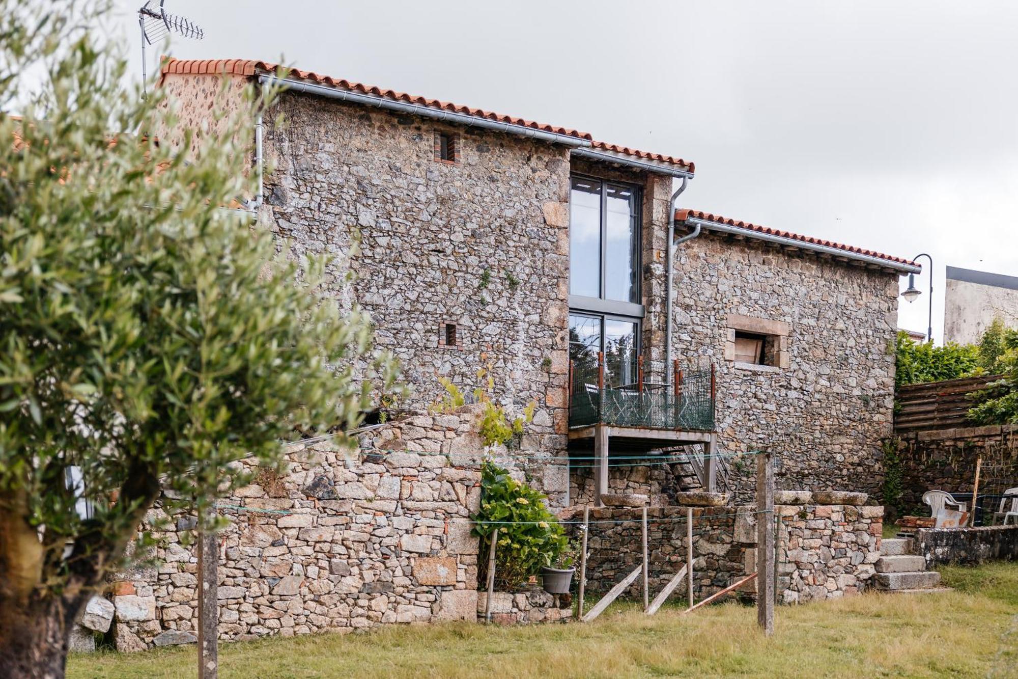 Le Logis Du Prieure Villa Les Châtelliers-Châteaumur Exterior photo
